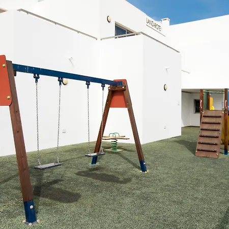 Lanzarote Village מלון